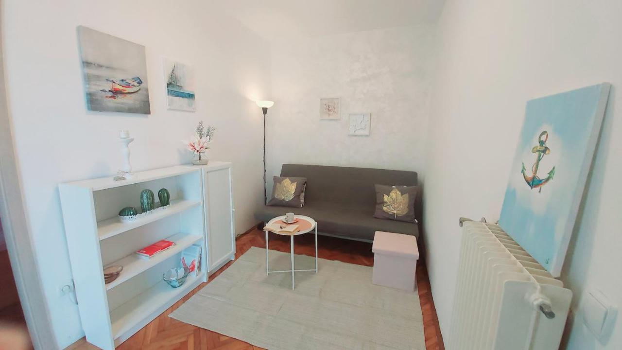 Apartments Lidija อูมัค ภายนอก รูปภาพ