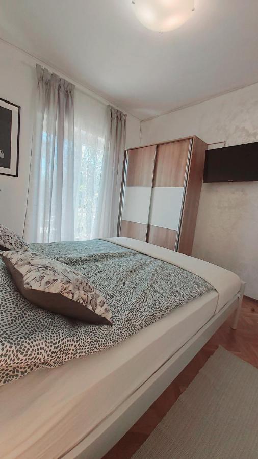 Apartments Lidija อูมัค ภายนอก รูปภาพ