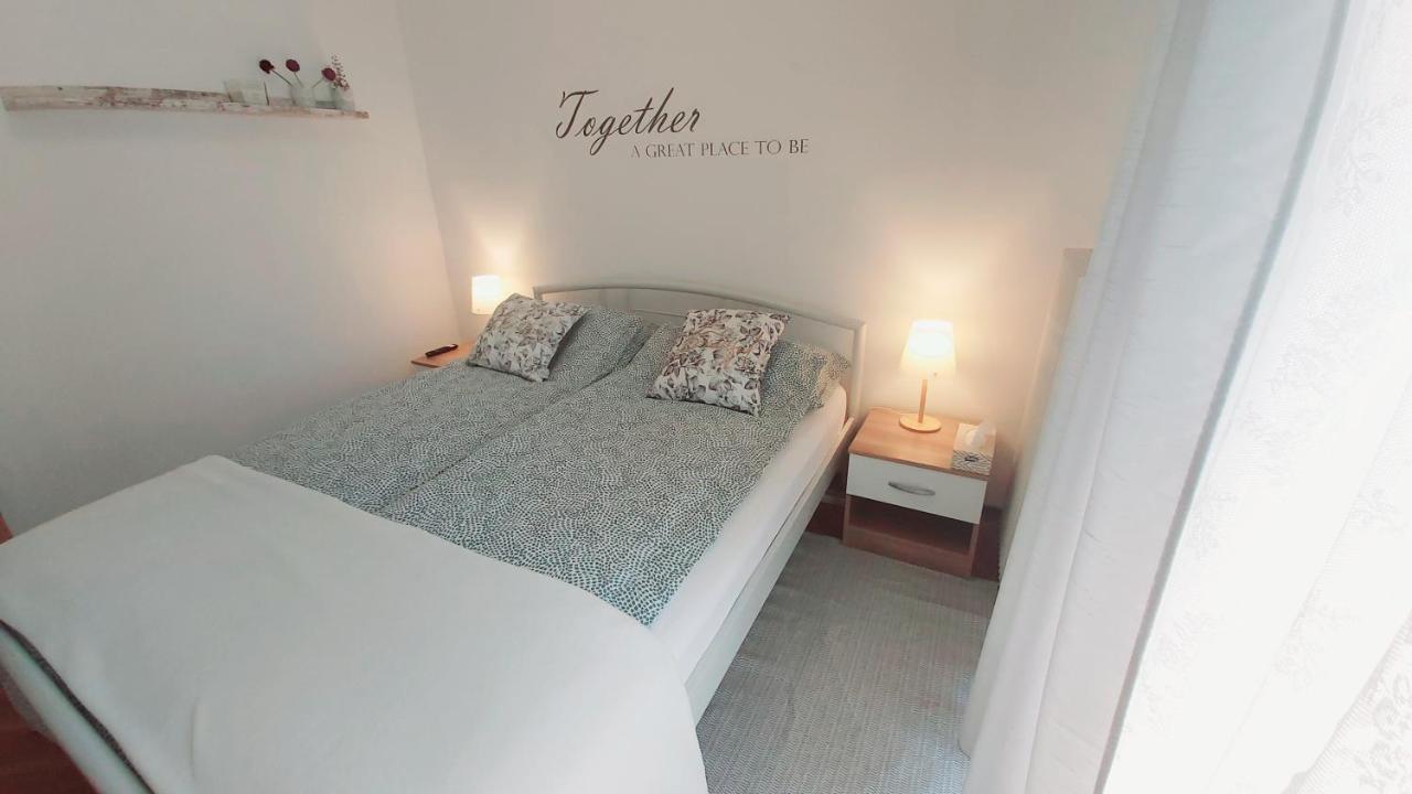 Apartments Lidija อูมัค ภายนอก รูปภาพ