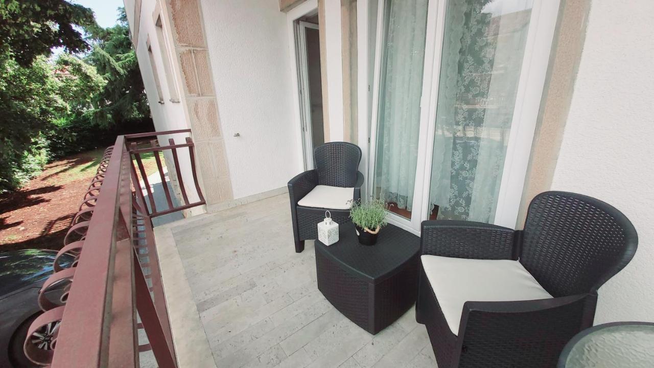 Apartments Lidija อูมัค ภายนอก รูปภาพ