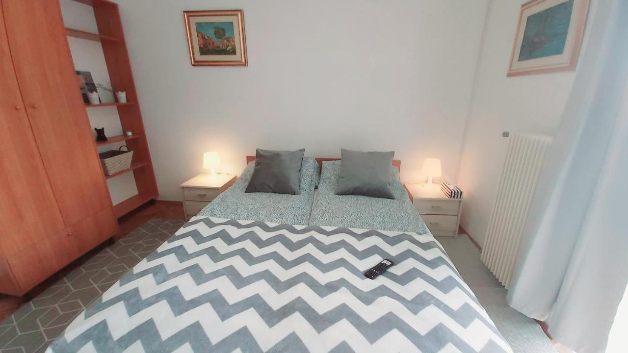 Apartments Lidija อูมัค ภายนอก รูปภาพ